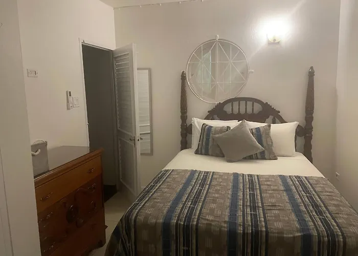 Apartamento Oceanbreeze Jamaica Penthouse, 7-minute Walk To Ocho Ríos